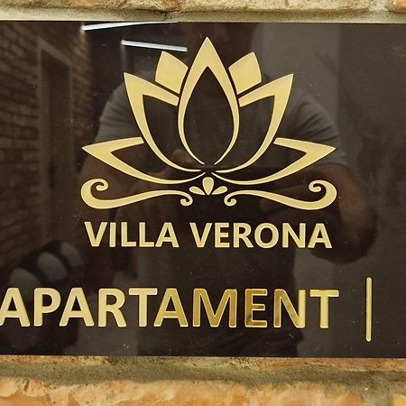 וובה Villa Verona מראה חיצוני תמונה