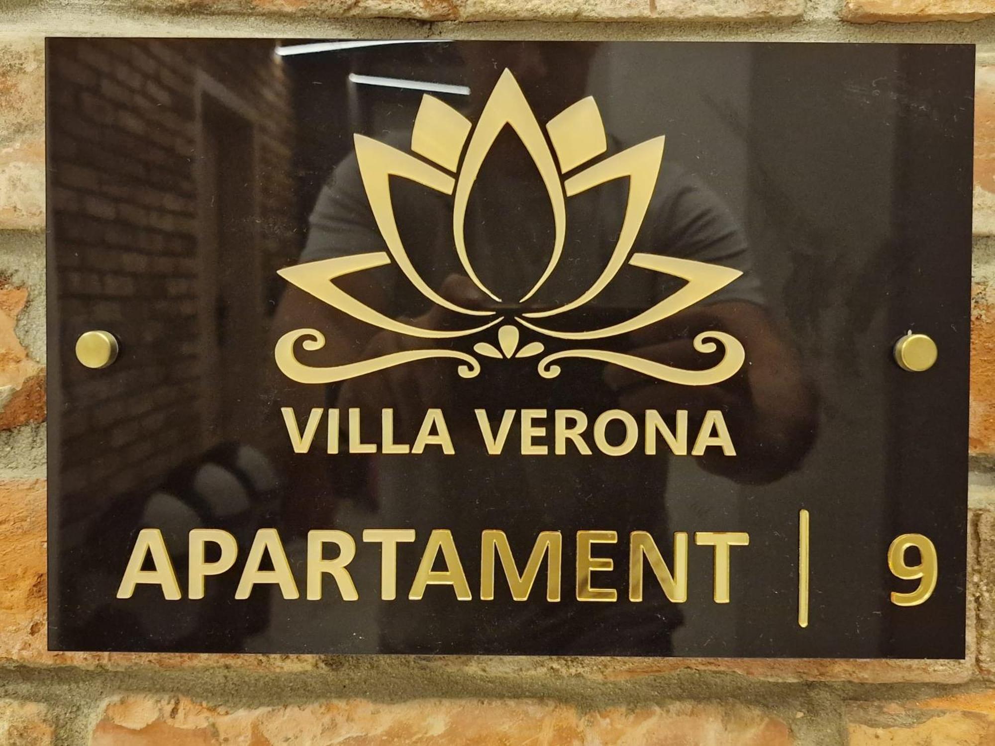 וובה Villa Verona מראה חיצוני תמונה